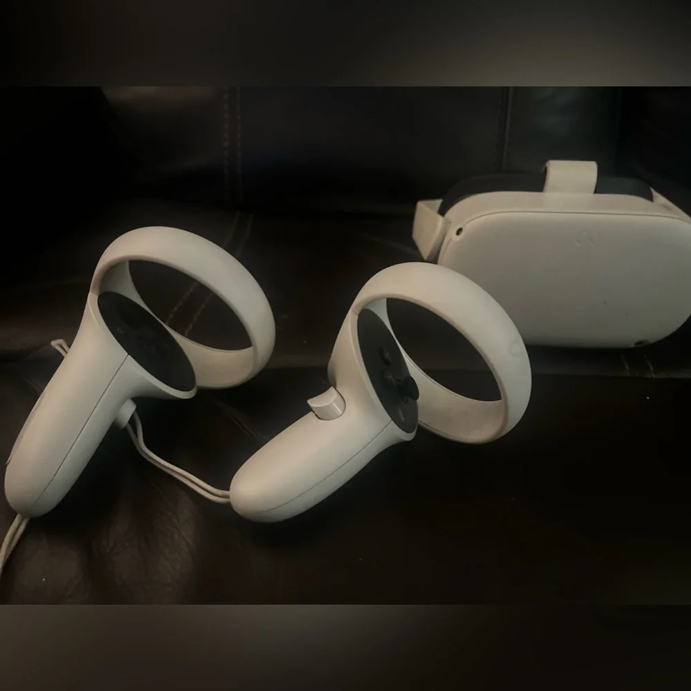 Oculus quest 2 for sale